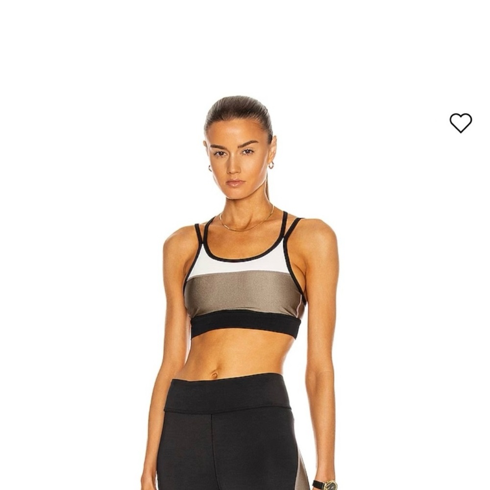 Alala Biker short (S) AND sports bra (M) matching set - Picture 5 of 16